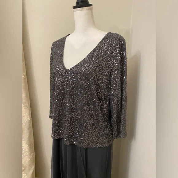 Sequin Top Dress - Picture 3 of 6